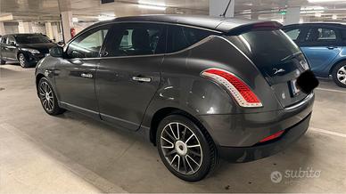 Lancia Delta 1.6 Diesel 88Kw 120Ps