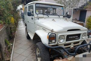 Toyota Land Cruiser BJ42 