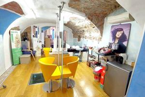 ROVERETO CENTRO: in PIAZZA MALFATTI LOCALE COMMERC