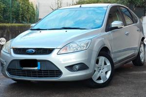 Ford focus 2 serie