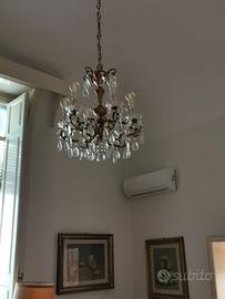 Lampadario vintage in metallo e vetro a gocce