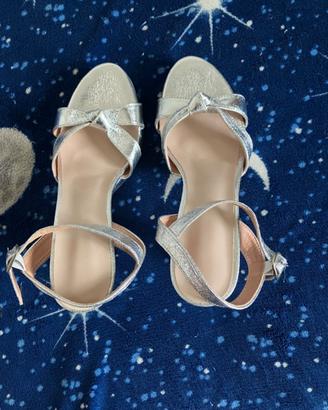 Sandali estivi eleganti