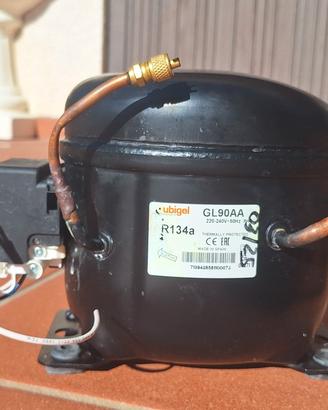 COMPRESSORE FRIGORIFERO gas R134