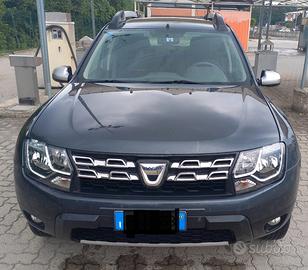 Dacia Duster Lauréate 1.5 dCi 4x4 e rimorchio