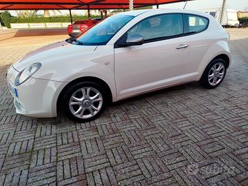 Alfa Romeo MiTo 1.3 JTDm-2 95 CV S&S Distinctive