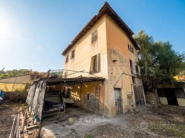 Terreno di 6000 m² a Ospedaletti