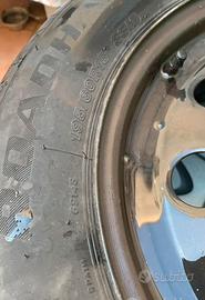 Cerchioni con pneumatici