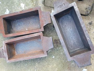 Lingottiera in ghisa 20 kg di peso dura una vita.