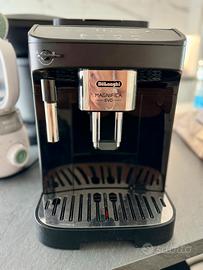 Macchina automatica per caffé in chicchi