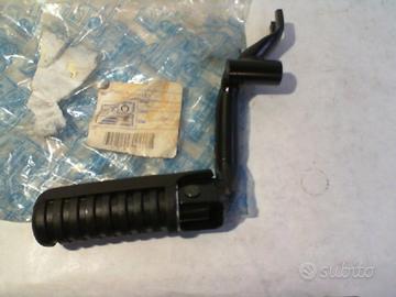POGGIAPIEDI SX COMPL FREE PIAGGIO 576013 EX 259719