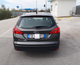 Ford focus sw titanium 2015