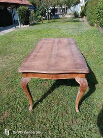 Tavolo d'epoca
