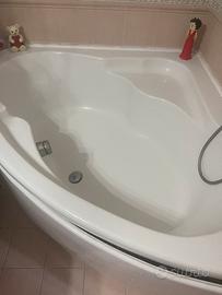 vasca da bagno ad angolo