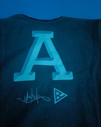 Felpa marca Blowhammer 