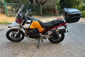 Moto Guzzi V85 TT - 2022