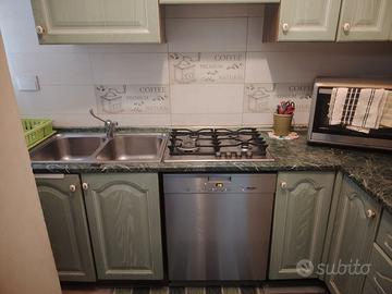 Cucina + complemento di arredo