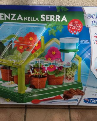 Scienza nella serra usato
