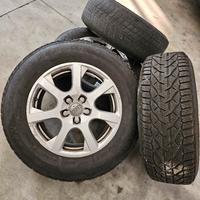gomme con cerchi 235/65/R17 AUDI