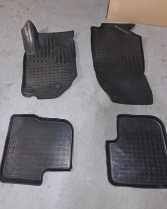 Opel corsa F tappetini gomma