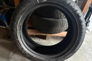 Pneumatici invernali 215 50 17