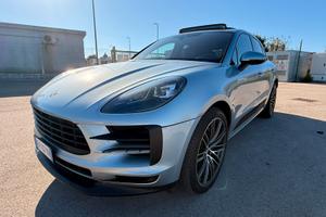 Porsche macan s benzina  tetto panoramico full opt
