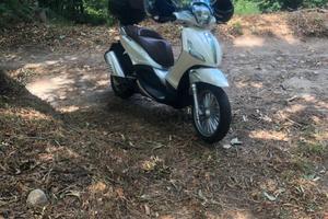 Piaggio Beverly 300