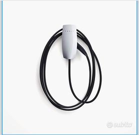 Wall connector Tesla