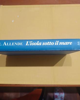 libro l'isola sotto il mare. Isabel alliende