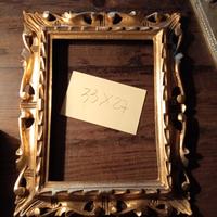 due cornici d'epoca dorate