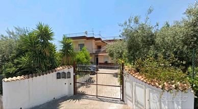 Appartamento con giardino