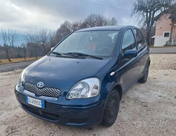 Toyota Yaris 2004