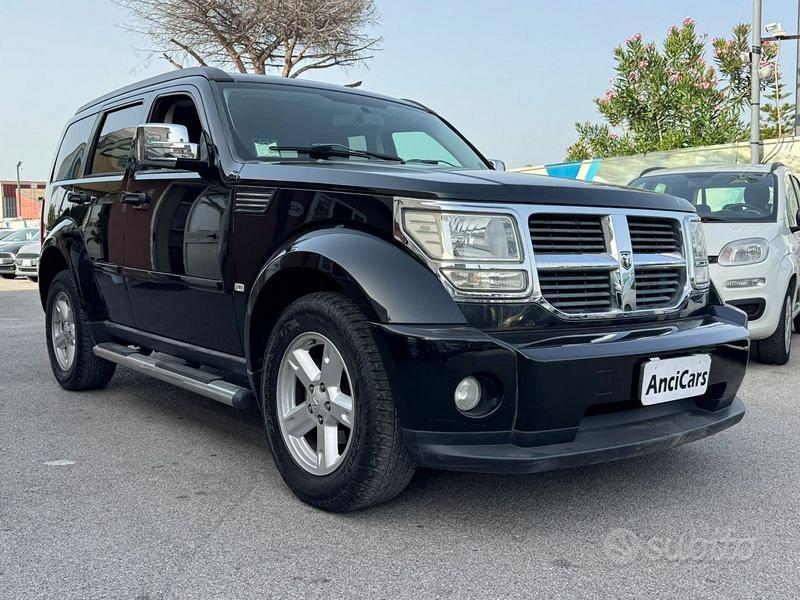 Dodge Nitro 2.8 CRD 177ch - Automatique - 4x4 - Régulateur - Jantes 17"