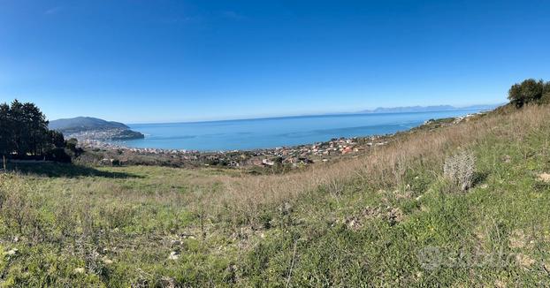 Terreno panoramico sulla collina di Agropoli