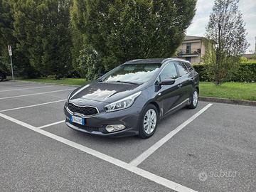 Kia Cee’d SW 1.6 110CV Allestimento Cool