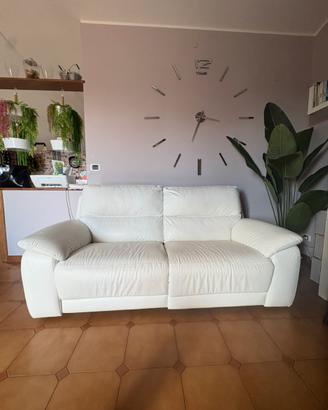Divano in pelle bianco relax