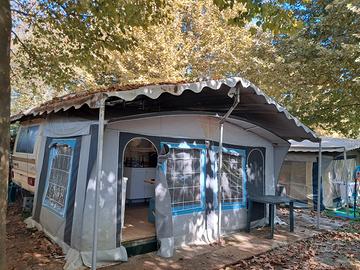 Roulotte con veranda stanziale