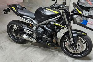 triumph street triple rs 765