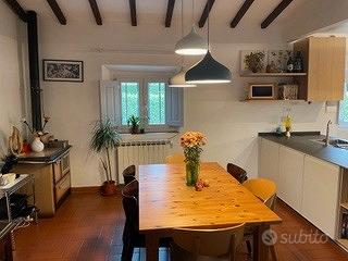 Borgo S Lorenzo 5 vani giardino p auto