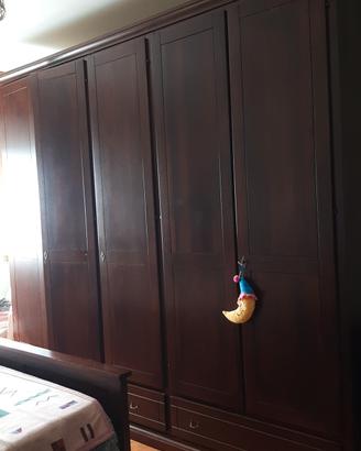 armadio di noce nazionale 