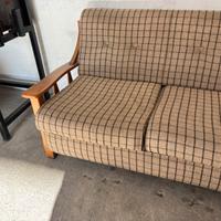 Divano in legno per baita