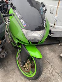 Stock ricambi kavasaki ZX9R