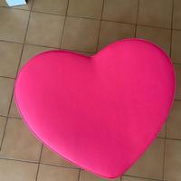 pouf a forma di cuore