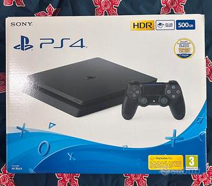 PlayStation 4 con scatola originale