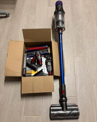 Dyson V11 Absolute