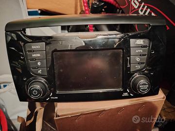 autoradio lancia ypsilon