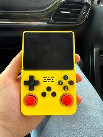 Console di gioco portatile retrò R36S
