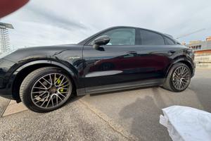 Porsche Cayenne Coupe