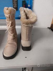 stivali con pelo
