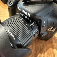 CANON EOS 600D
