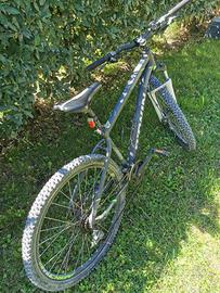 Bici MTB btwin rockrider 520